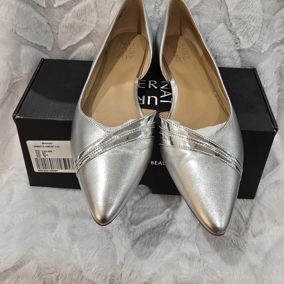 Naturalizer Silver Pointed Toe Women's Flats - Metallic D'Orsay Style, Size 10 - Picture 2 of 9